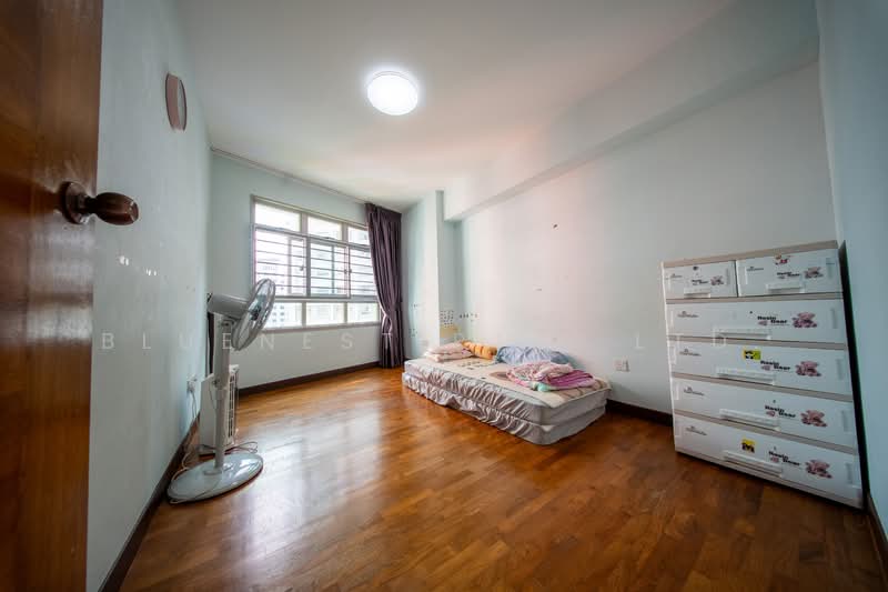 271B Sengkang Central, 271B Sengkang Central, 3 Bedrooms, 1,001 sqft, HDB Flat For Sale, by JOREEN LIM, 500097191 - Bedroom - PropertyGuru.com.sg