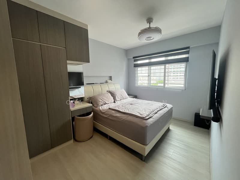 453C Fernvale Road HDB Flat For Sale at S$ 660,000 | PropertyGuru Singapore - Bedroom