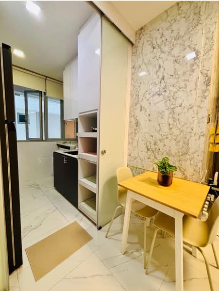 Balmoral Heights, 8 Balmoral Crescent, Room Rental, 150 sqft, Apartment For Rent, by Steven Chua, 500097207 - Kitchen - PropertyGuru.com.sg