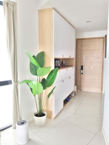 d'Leedon (Former Farrer Court), 13 Leedon Heights, 2 Bedrooms, 1,076 sqft, Condominium For Sale, by Ken Lim, 500097211 - Entrance - PropertyGuru.com.sg