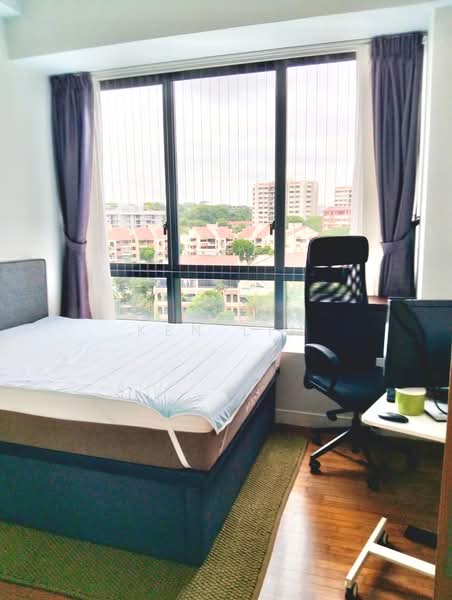 d'Leedon (Former Farrer Court), 13 Leedon Heights, 2 Bedrooms, 1,076 sqft, Condominium For Sale, by Ken Lim, 500097211 - Bedroom - PropertyGuru.com.sg