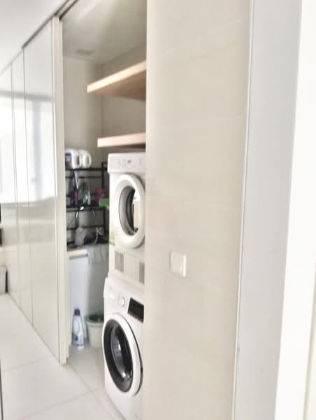 d'Leedon (Former Farrer Court), 13 Leedon Heights, 2 Bedrooms, 1,076 sqft, Condominium For Sale, by Ken Lim, 500097211 - Interior - PropertyGuru.com.sg