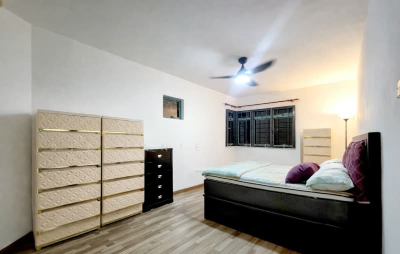 453 Choa Chu Kang Avenue 4 HDB Flat For Sale at S$ 625,000 | PropertyGuru Singapore - Bedroom