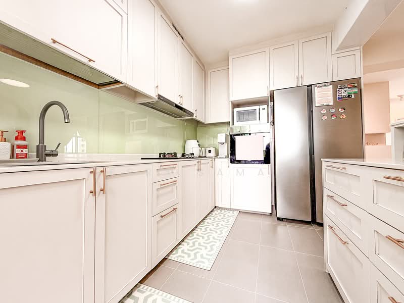 421B Northshore Drive HDB Flat For Sale at S$ 888,000 | PropertyGuru Singapore - Kitchen