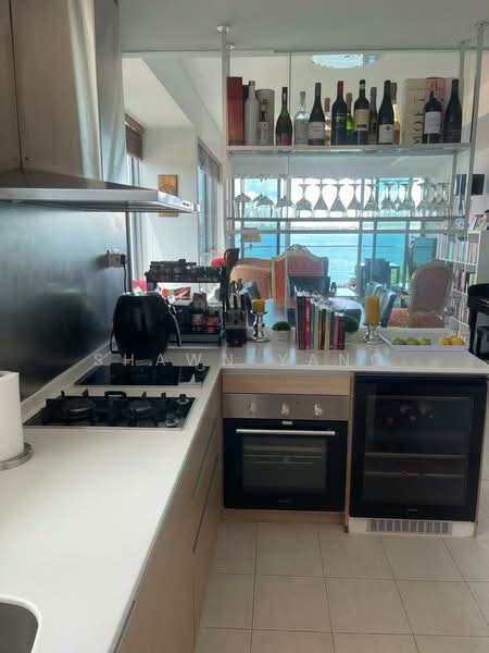 The Azure, 201 Ocean Drive, 3 Bedrooms, 1,335 sqft, Condominium For Rent, by Shawn Yang, 500097250 - Kitchen - PropertyGuru.com.sg