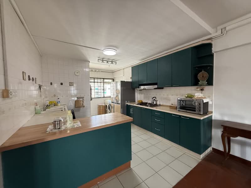 631 Pasir Ris Drive 3, 631 Pasir Ris Drive 3, 3 Bedrooms, 1,114 sqft, HDB Flat For Sale, by Ryan Tan Zheng Jie, 500097253 - Kitchen - PropertyGuru.com.sg