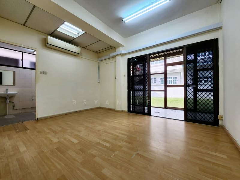 Bungalow Near Paterson Bungalow House For Sale at S$ 33,000,000 | PropertyGuru Singapore - Interior