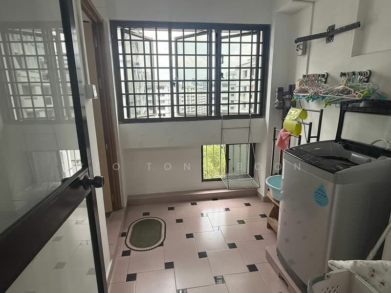 738 Woodlands Circle HDB Flat For Sale at S$ 595,000 | PropertyGuru Singapore - Interior