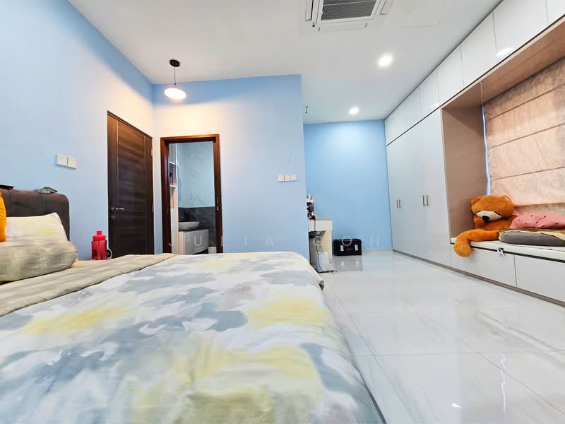 Luxurious Freehold Corner Terrace @ Upper Thomson | Newly Renovated | 1km CHIJ St Nicholas Corner Terrace For Sale at S$ 5,500,000 | PropertyGuru Singapore - Bedroom