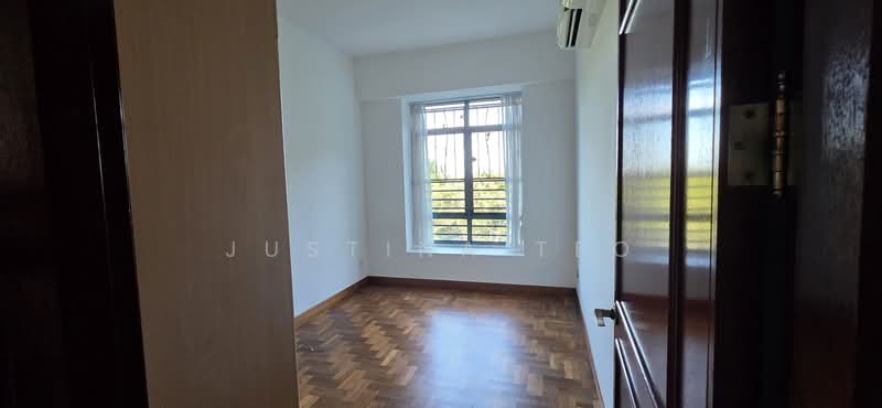 The Hillside, 341 Upper Bukit Timah Road, 3 Bedrooms, 1,302 sqft, Condominium For Sale, by Justina Teo, 500097304 - Bedroom 2 - PropertyGuru.com.sg