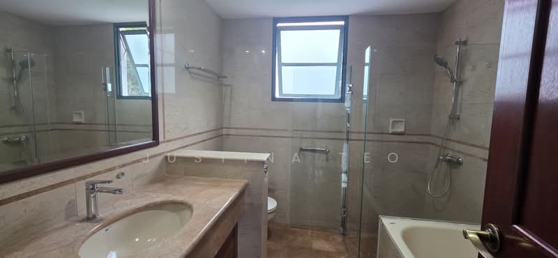 The Hillside, 341 Upper Bukit Timah Road, 3 Bedrooms, 1,302 sqft, Condominium For Sale, by Justina Teo, 500097304 - Master Bathroom - PropertyGuru.com.sg