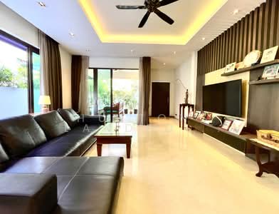 For Sale - Beautiful Detached Villa Resort with Private Pool and Indoor Outdoor Living