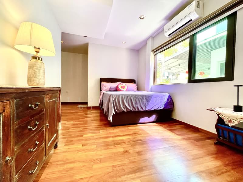 Beautiful Detached Villa Resort with Private Pool and Indoor Outdoor Living Detached House For Sale at S$ 11,800,000 | PropertyGuru Singapore - Bedroom