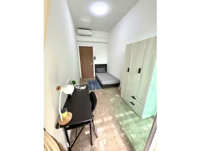 For Rent - Maple Woods