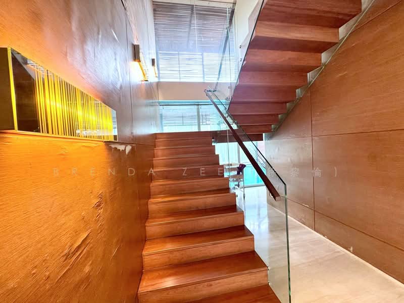 BRENDA ZEE ✧ 945O9938 ✧ Thomson / Caldecott Vicinity ✧ GCB with Pool & Lift Good Class Bungalow For Sale at S$ 30,000,000 | PropertyGuru Singapore - Staircase to Level 2