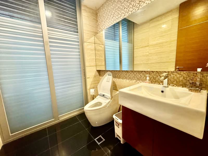 BRENDA ZEE ✧ 945O9938 ✧ Thomson / Caldecott Vicinity ✧ GCB with Pool & Lift Good Class Bungalow For Sale at S$ 30,000,000 | PropertyGuru Singapore - Bathroom