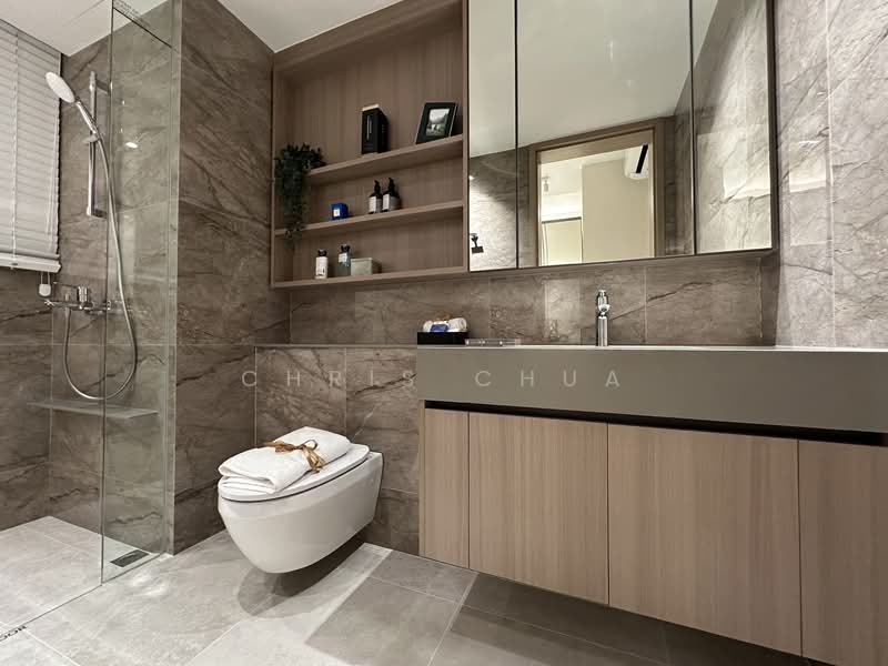 PARKTOWN Residence Condominium For Sale at S$ 2,605,000 | PropertyGuru Singapore - Bathroom