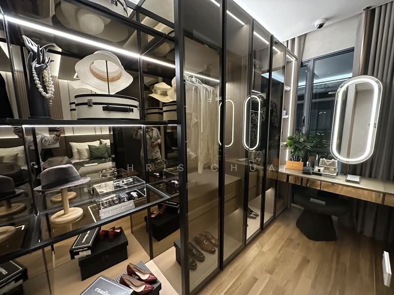 PARKTOWN Residence Condominium For Sale at S$ 2,605,000 | PropertyGuru Singapore - Interior