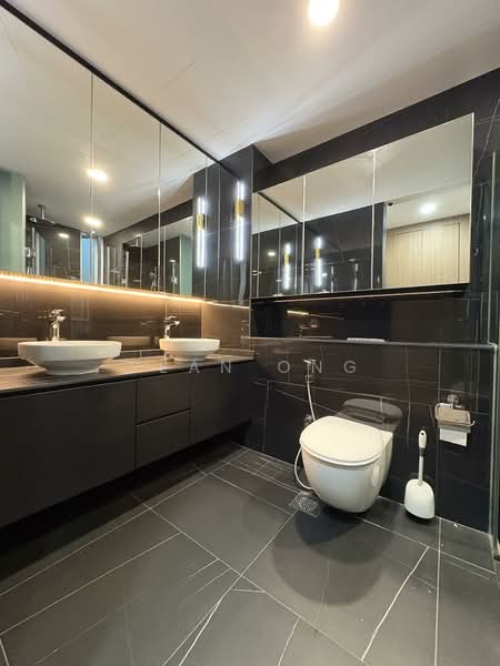 Landridge Condo, 202 Pasir Panjang Road, Room Rental, 100 sqft, Condominium For Rent, by Sean Ong, 500097334 - Bathroom - PropertyGuru.com.sg