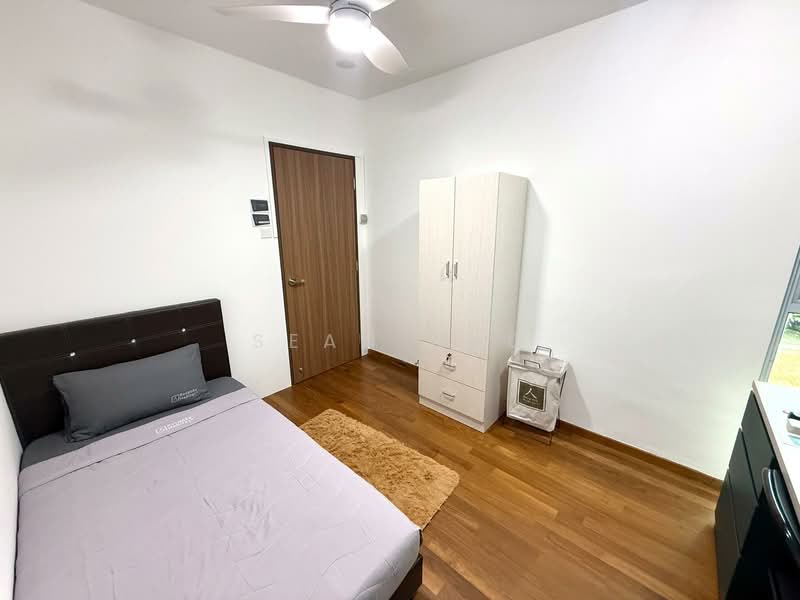 Landridge Condo, 202 Pasir Panjang Road, Room Rental, 100 sqft, Condominium For Rent, by Sean Ong, 500097334 - Bedroom - PropertyGuru.com.sg