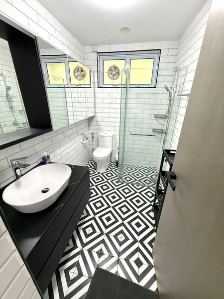 Landridge Condo, 202 Pasir Panjang Road, Room Rental, 100 sqft, Condominium For Rent, by Sean Ong, 500097334 - Bathroom - PropertyGuru.com.sg