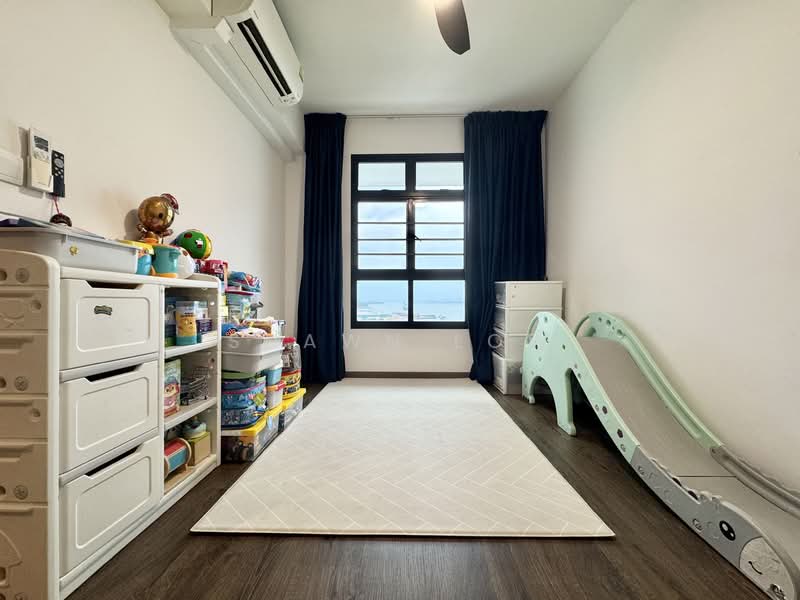 415B Northshore Drive HDB Flat For Sale at S$ 1,128,000 | PropertyGuru Singapore - Bedroom