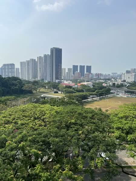 81 Commonwealth Close HDB Flat For Sale at S$ 350,000 | PropertyGuru Singapore