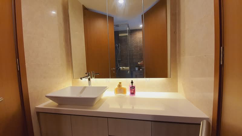 Greenwood Mews Cluster House For Sale at S$ 4,320,000 | PropertyGuru Singapore - Bathroom
