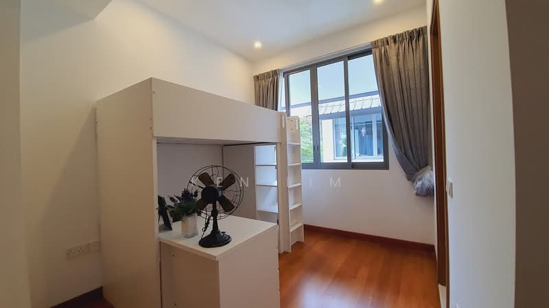 Greenwood Mews Cluster House For Sale at S$ 4,320,000 | PropertyGuru Singapore - Bedroom