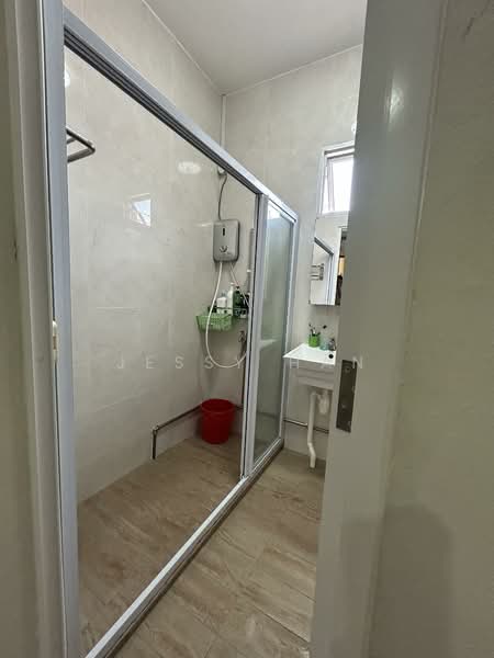 Reno 2 Sty Storey Terrace @ Opera Estate, Siglap Terraced House For Sale at S$ 4,780,000 | PropertyGuru Singapore - Bathroom