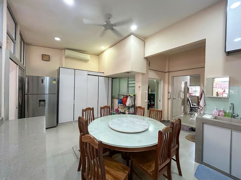 ⭐️Eminence Landed⭐️Reno 2 Sty Storey Terrace @ Opera Estate, Siglap, Opera Estate, 4 Bedrooms, 1,750 sqft, Terraced House For Sale, by Jessy Han, 500097370 - Dining Room - PropertyGuru.com.sg