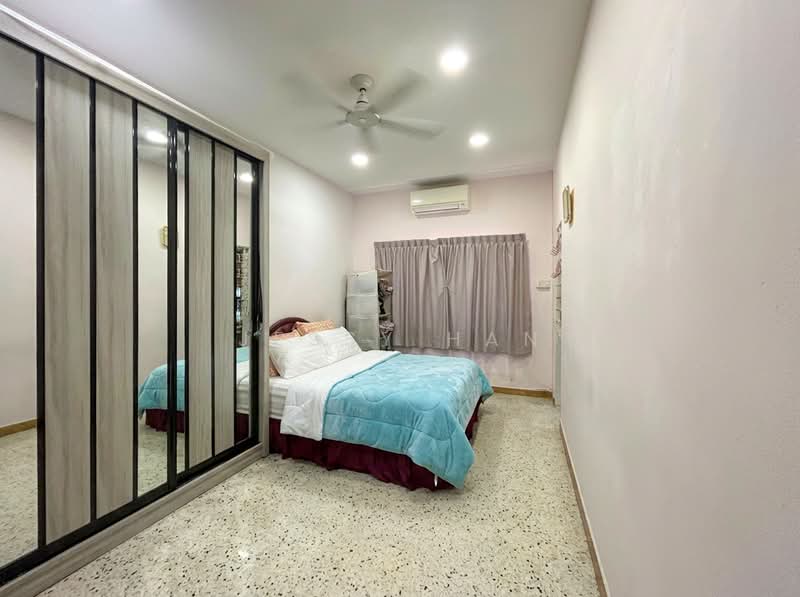 ⭐️Eminence Landed⭐️Reno 2 Sty Storey Terrace @ Opera Estate, Siglap, Opera Estate, 4 Bedrooms, 1,750 sqft, Terraced House For Sale, by Jessy Han, 500097370 - Bedroom - PropertyGuru.com.sg