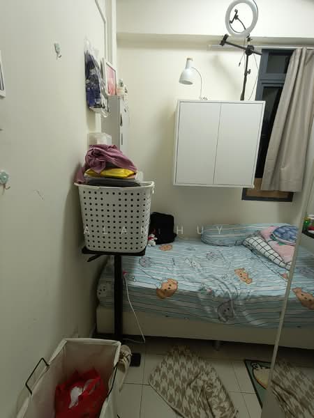 East Meadows, 30 Tanah Merah Kechil Road, Room Rental, 200 sqft, Condominium For Rent, by Alan Huy, 500097379 - Bedroom - PropertyGuru.com.sg