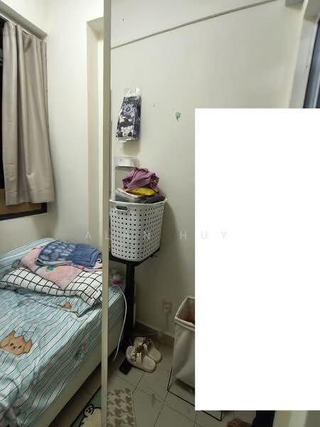 East Meadows, 30 Tanah Merah Kechil Road, Room Rental, 200 sqft, Condominium For Rent, by Alan Huy, 500097379 - Bedroom - PropertyGuru.com.sg