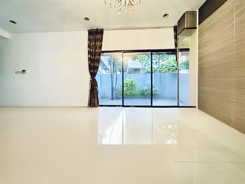 D15 Dunman Ceylon Haig Katong Semi-Detached House For Sale at S$ 8,800,000 | PropertyGuru Singapore - Living Room