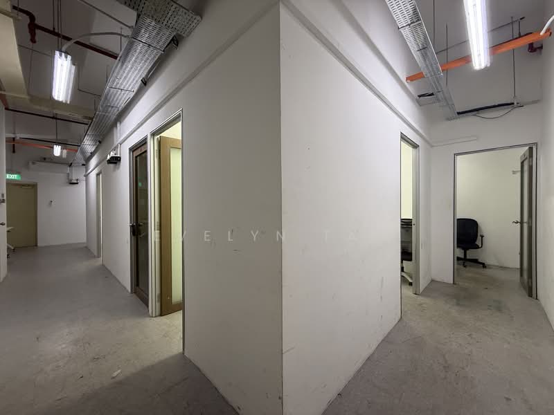 Paya Ubi Industrial Park, 53 Ubi Avenue 1, 5,683 sqft, Light Industrial (B1) For Sale, by Evelyn Tan, 500097396 - Corridor - CommercialGuru.com.sg