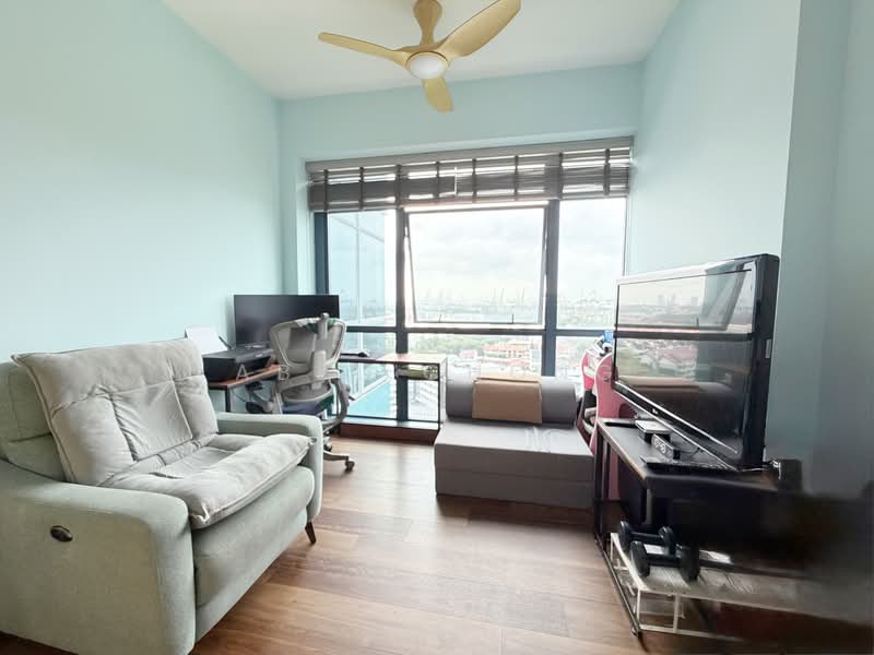 Blue Horizon Condominium For Sale at S$ 1,800,000 | PropertyGuru Singapore - Study