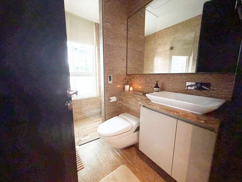 Corals at Keppel Bay Condominium For Sale at S$ 2,950,000 | PropertyGuru Singapore - Bathroom