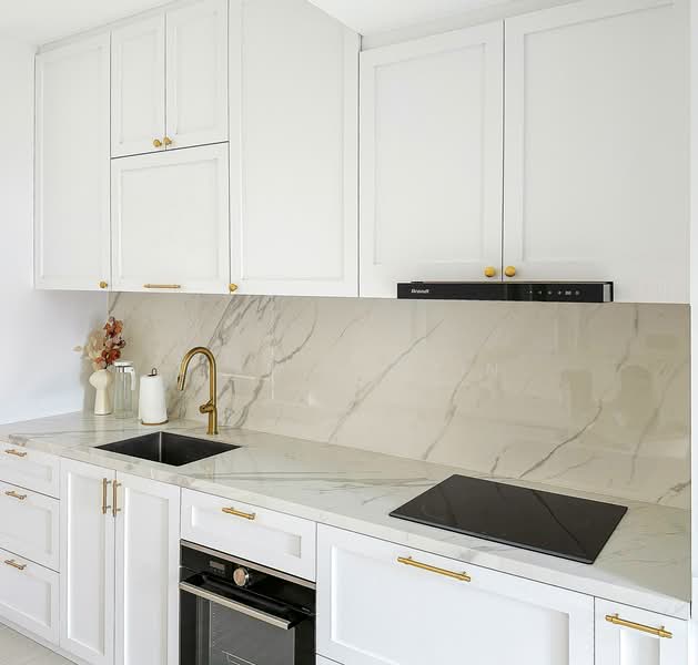 Queens Peak, 1 Dundee Road, 2 Bedrooms, 807 sqft, Condominium For Rent, by Tian Wenbin, 500097426 - Kitchen - PropertyGuru.com.sg