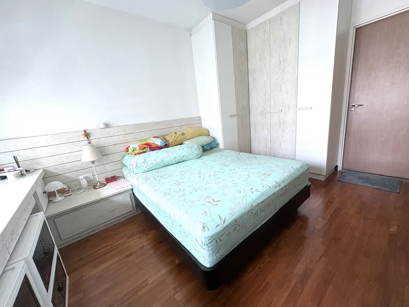 Spacious Master Bedroom