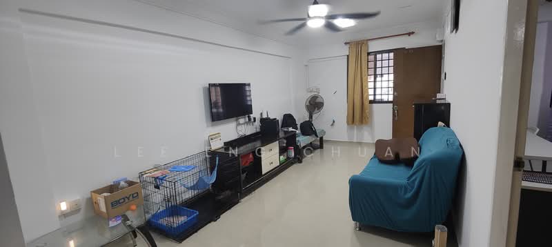228 Bukit Batok Central, 228 Bukit Batok Central, Room Rental, 121 sqft, HDB Flat For Rent, by Lee Eng Chuan, 500097441 - Living Room - PropertyGuru.com.sg