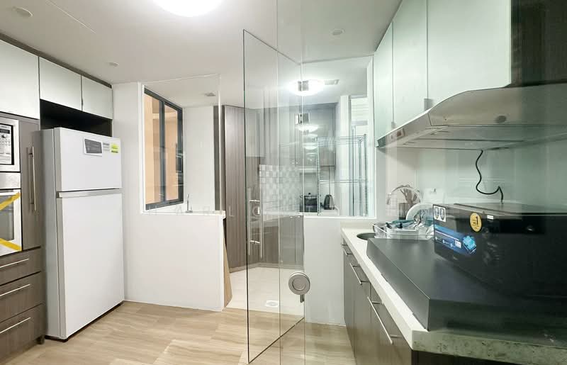 Tanglin View, 150 Prince Charles Crescent, Room Rental, 100 sqft, Condominium For Rent, by Charlotte Lin, 500097463 - Kitchen - PropertyGuru.com.sg