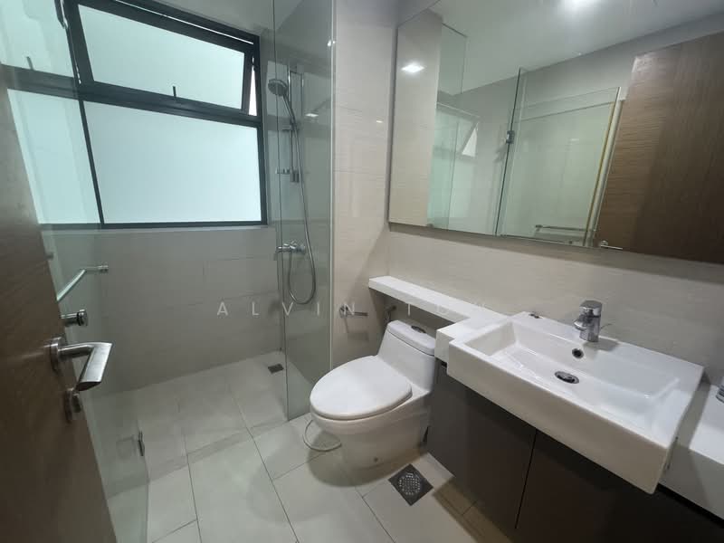 The Topiary, 15 Fernvale Lane, 4 Bedrooms, 1,389 sqft, Executive Condominium For Sale, by Alvin Toh, 500097467 - Bathroom - PropertyGuru.com.sg