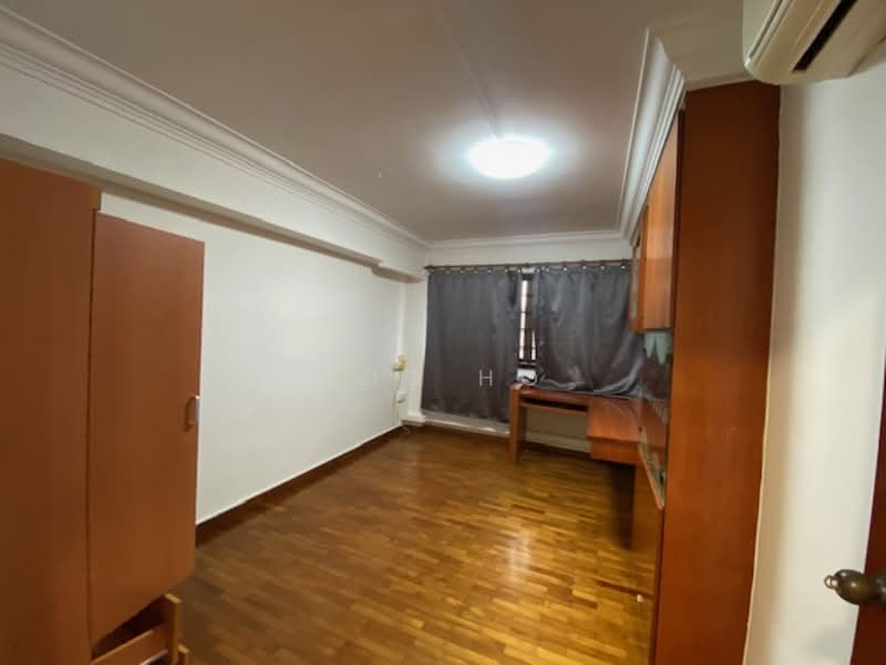 298 Tampines Street 22 HDB Flat For Sale at S$ 760,000 | PropertyGuru Singapore - Interior