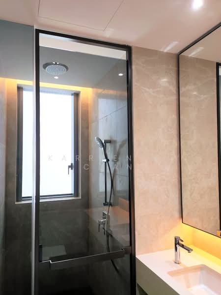 Amber Park Condominium For Sale at S$ 4,700,000 | PropertyGuru Singapore - Master Bathroom