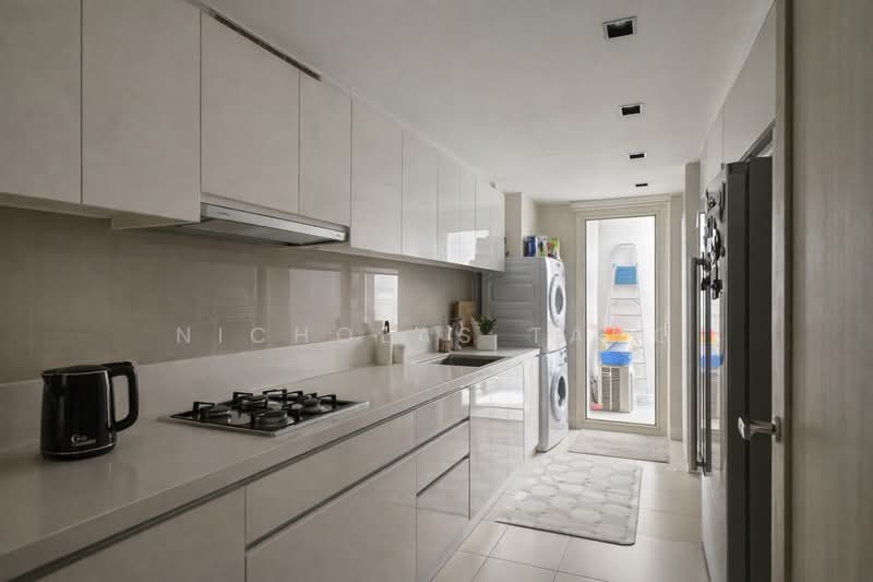 Flamingo Valley Condominium For Sale at S$ 2,600,000 | PropertyGuru Singapore - Kitchen