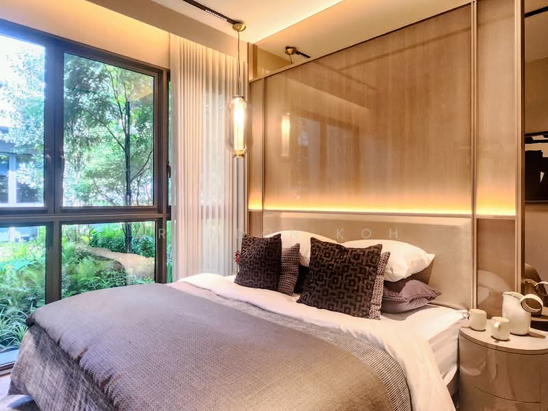 River Modern Condominium For Sale at S$ 3,231,000 | PropertyGuru Singapore - Master Bedroom