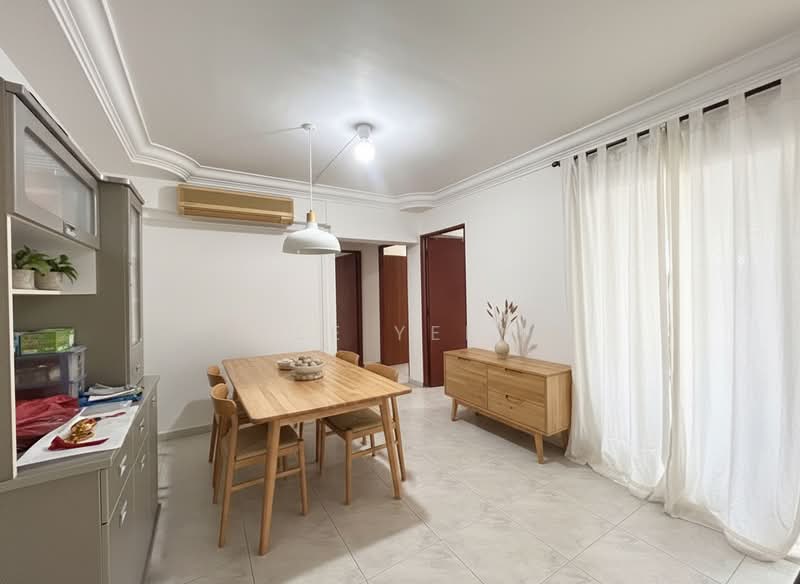 105 Rivervale Walk HDB Flat For Sale at S$ 625,000 | PropertyGuru Singapore - Dining Room