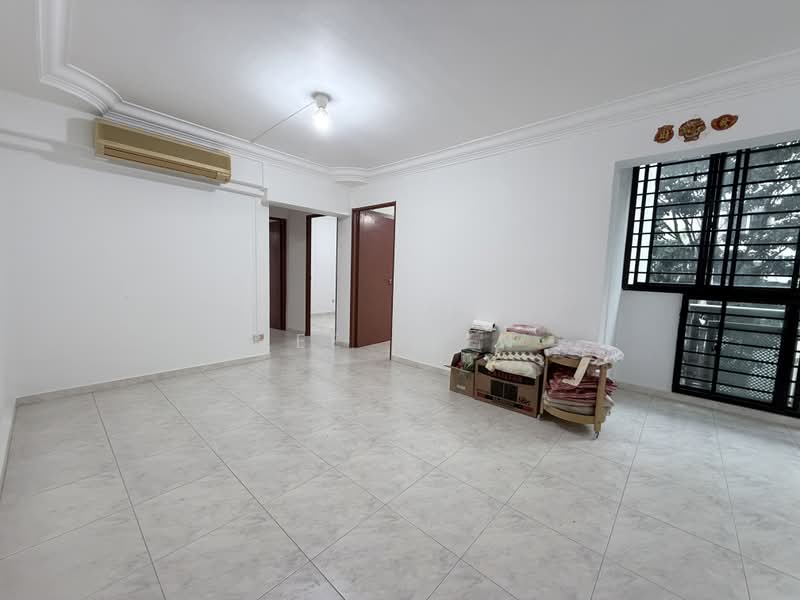 105 Rivervale Walk, 105 Rivervale Walk, 3 Bedrooms, 1,098 sqft, HDB Flat For Sale, by Lee Yeen, 500097533 - Living Room - PropertyGuru.com.sg