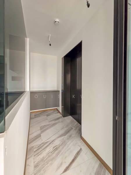 The Landmark, 173 Chin Swee Road, 3 Bedrooms, 1,141 sqft, Condominium For Rent, by Louis Kwek, 500097536 - Corridor - PropertyGuru.com.sg